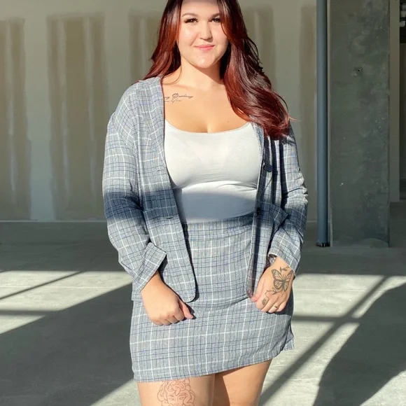 Plus size set - Picture 2 of 4